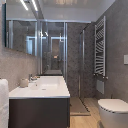 Couette-café Taranta 4*